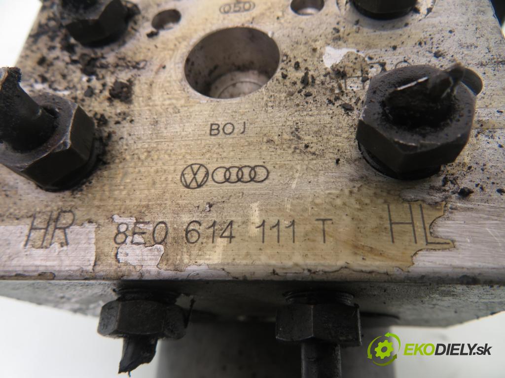 VW PASSAT B5.5 Variant (3B6) KOMBI 2001 74,00 1.9 TDI PD 101 - AVB 1896,00 Pumpa ABS 0265202401 ; 8E0614111T (Pumpa ABS)