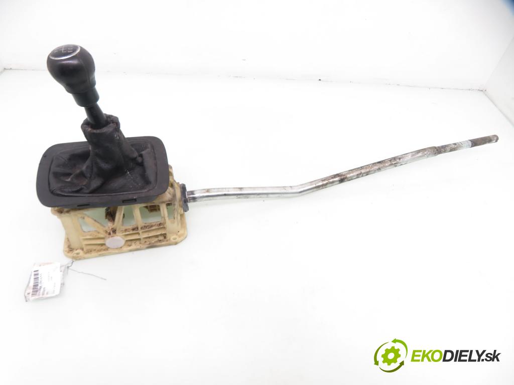 OPEL ZAFIRA A Nadwozie Wielkopojemne (MPV) (T98)  MINIVAN 2000 85,00 1.8 16V 116 - X 18 XE1 1796,00 ZVEDÁK: 0026582301 ; 90523924