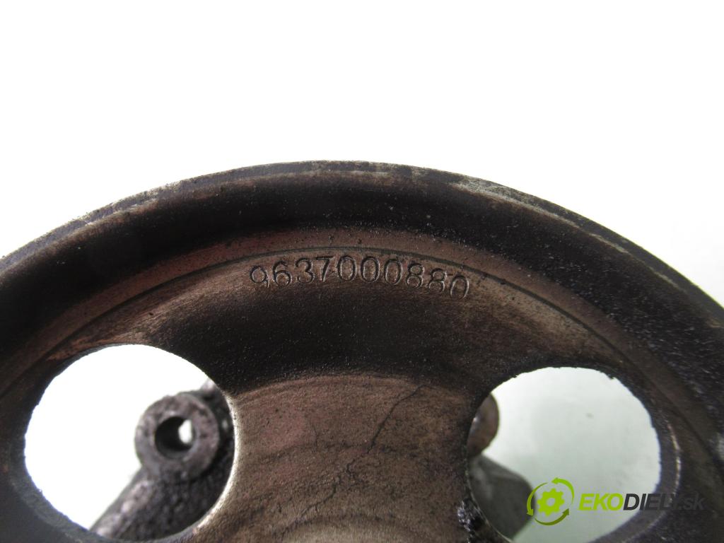 CITROEN C5 I Break (DE_) KOMBI 2001 85,00 1.8 16V (DE6FZB, DE6FZE) - 6FZ (EW7J4) 1749,00 Pumpa servočerpadlo 9636086580 ; 9637000880 (Servočerpadlo)