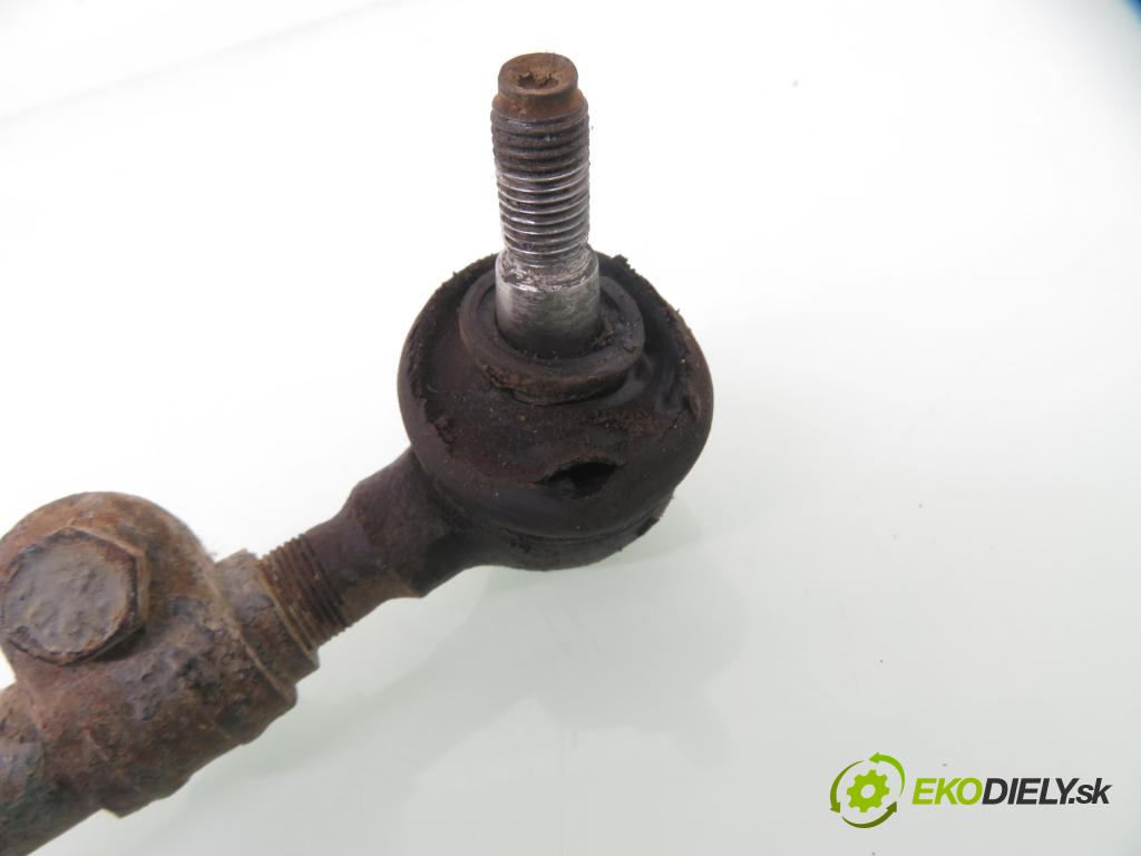 FIAT 126 (126_) FASTBACK 1991 18,00 650 652,00 TYČ: volantu