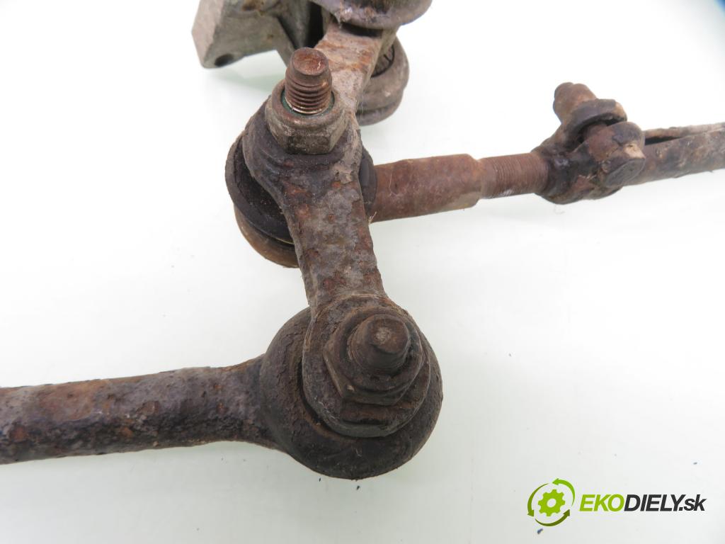 FIAT 126 (126_) FASTBACK 1991 18,00 650 652,00 TYČ: volantu