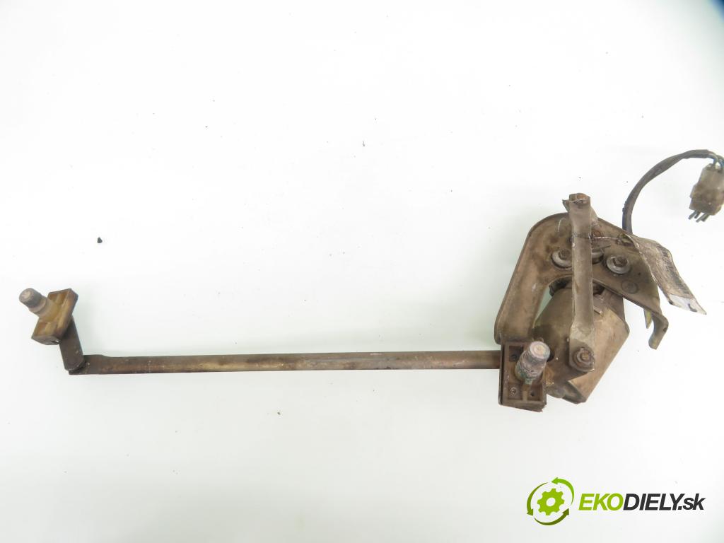 FIAT 126 (126_) FASTBACK 1991 18,00 650 652,00 Motorček stieračov
