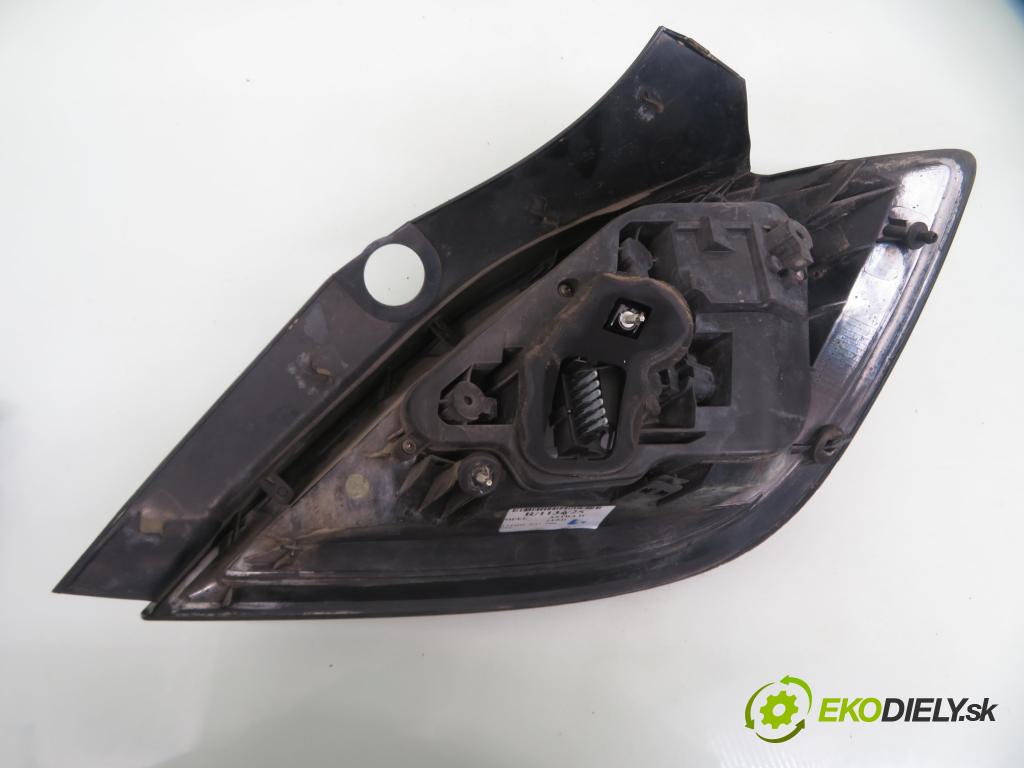 OPEL ASTRA H (A04) HB 2004 59,00 1.7 CDTI - Z 17 DTL 1686,00 Svetlo ľavé zadné 24451835 ; 00865301 ; 159727