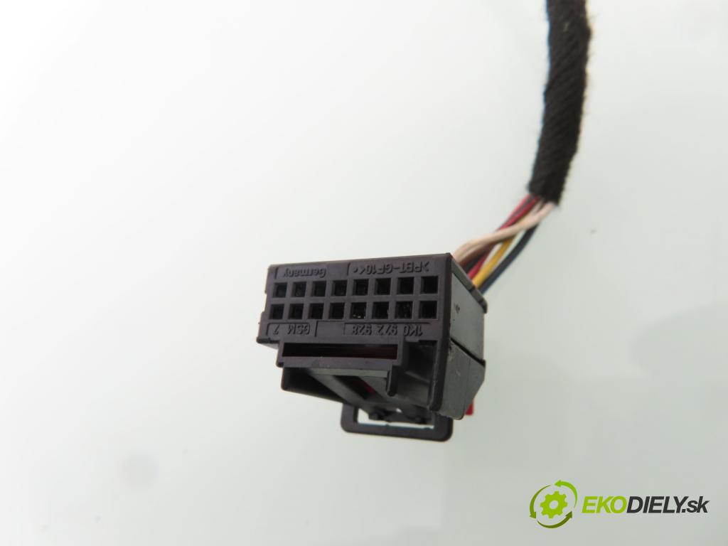 VW GOLF VI (5K1) HB 2011 155,00 2.0 GTi - CCZB 1984,00 Spätné zrkadlo LE 5K0857501CD