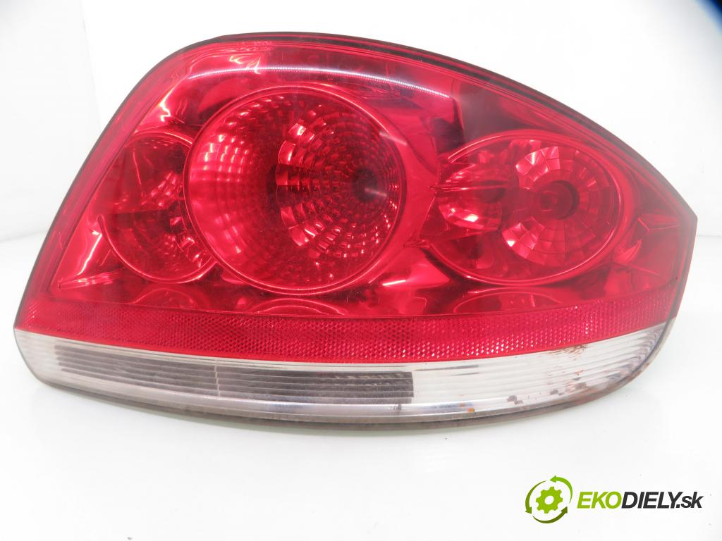 FIAT LINEA (323_) SEDAN 2008 66,00 1.3 D Multijet 90 1248,00 Svetlo pravé zadné 51753752 ; 20190999