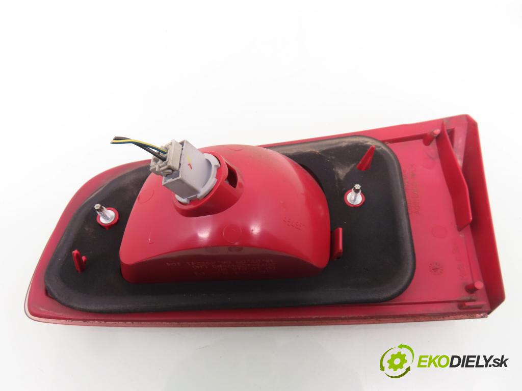 MAZDA 2 (DY) HB 2005 50,00 1.4 CD - F6JA 1399,00 Svetlo ľavé zadné kufor 2NE96483501 ; 3M7113547BG