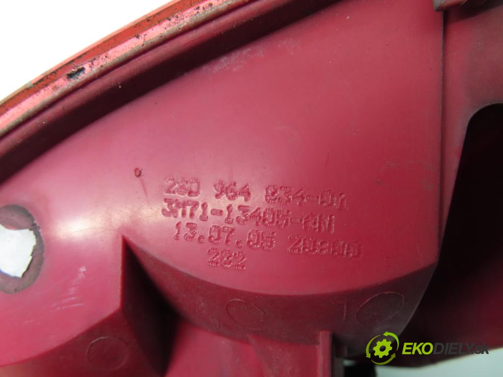 MAZDA 2 (DY) HB 2005 50,00 1.4 CD - F6JA 1399,00 Svetlo ľavé zadné 3M7113405AN