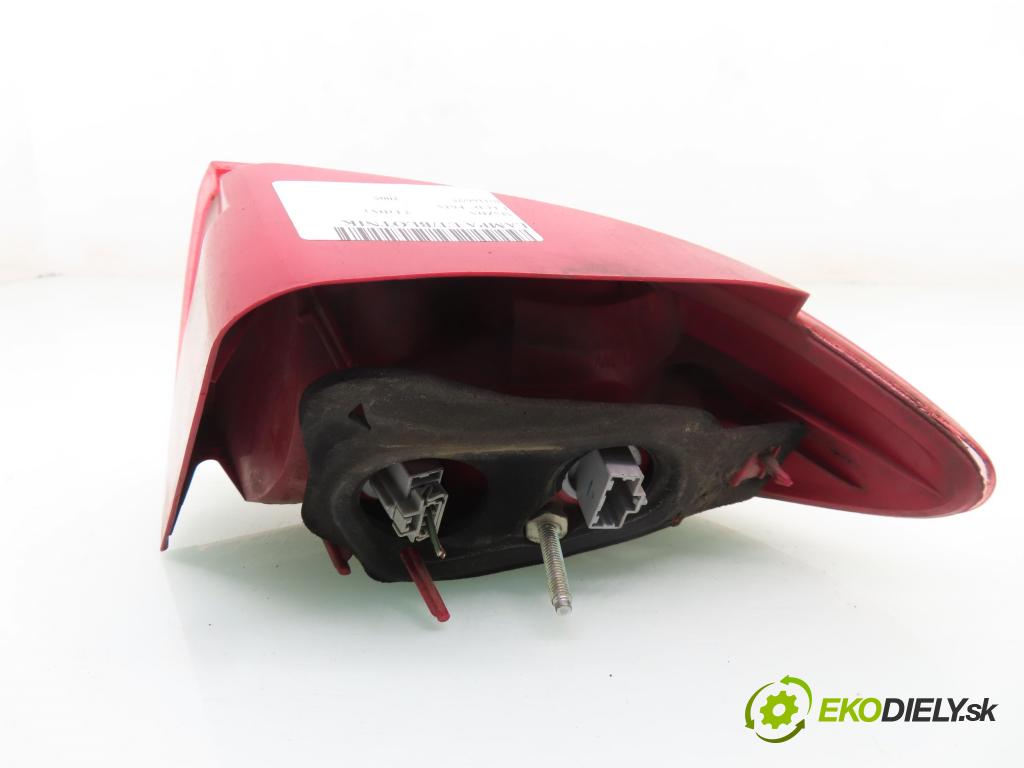 MAZDA 2 (DY) HB 2005 50,00 1.4 CD - F6JA 1399,00 Svetlo ľavé zadné 3M7113405AN