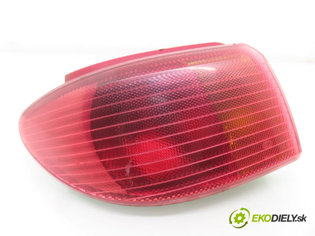 MAZDA 2 (DY) HB 2005 50,00 1.4 CD - F6JA 1399,00 Svetlo ľavé zadné 3M7113405AN