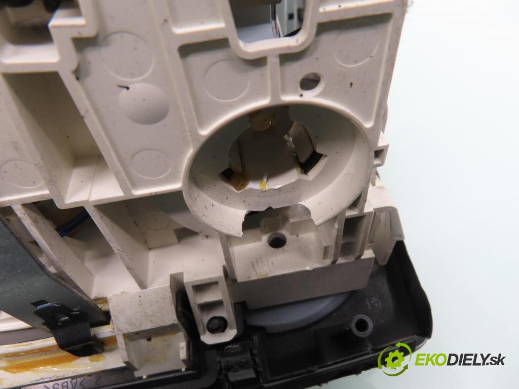 MAZDA 2 (DY) HB 2005 50,00 1.4 CD - F6JA 1399,00 RADIO CD 3M7118K876CE ; FF011068B