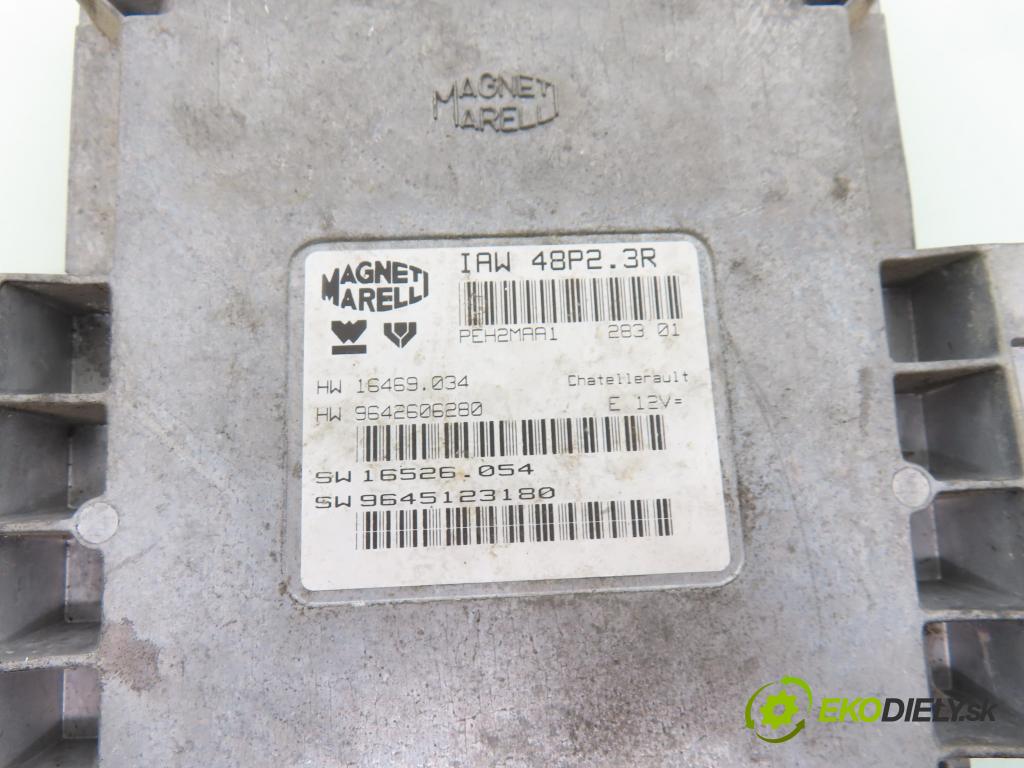 PEUGEOT 406 Break (8E/F) KOMBI 2002 100,00 2.0 16V 136 - RFN (EW10J4) 1997,00 Riadiaca jednotka Motor IAW48P23R ; 9645123180