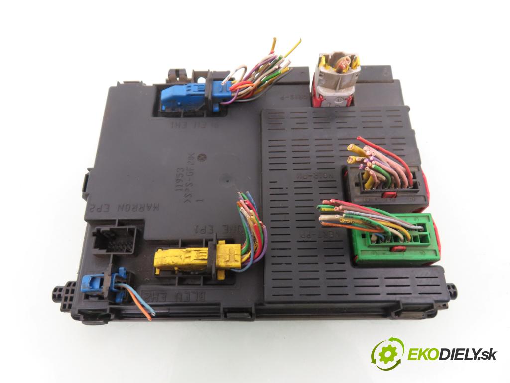 PEUGEOT 406 Break (8E/F) KOMBI 2002 100,00 2.0 16V 136 - RFN (EW10J4) 1997,00 MODUL BSI 9646023580 ; 73004912