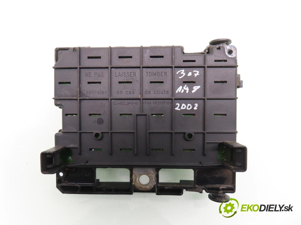 PEUGEOT 307 (3A/C) HB 2006 65,00 1.4 16V - KFU (ET3J4) 1360,00 MODUL BSM 9646405180