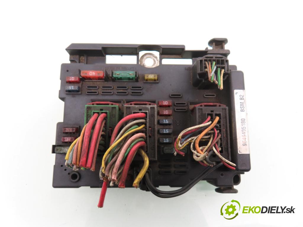 PEUGEOT 307 (3A/C) HB 2006 65,00 1.4 16V - KFU (ET3J4) 1360,00 MODUL BSM 9646405180