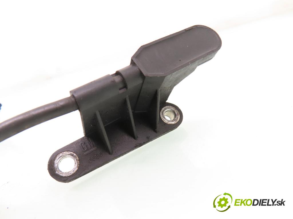 OPEL ZAFIRA A Nadwozie Wielkopojemne (MPV) (T98)  MINIVAN 2004 92,00 1.8 16V 125 - Z 18 XE 1796,00 Snímač polohy vačky Vačkový hriadeľ: