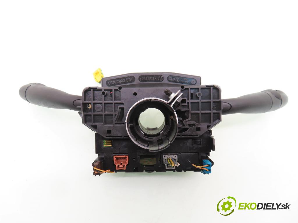 PEUGEOT 307 (3A/C) HB 2005 66,00 1.6 HDi 90 - 9HX (DV6ATED4) 1560,00 páčka/prepínač 251492 ; COM2000DAV