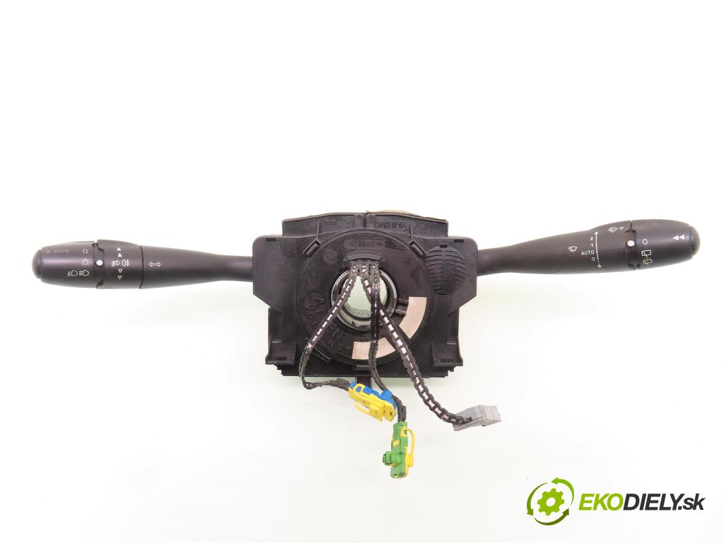 PEUGEOT 307 (3A/C) HB 2005 66,00 1.6 HDi 90 - 9HX (DV6ATED4) 1560,00 páčka/prepínač 251492 ; COM2000DAV