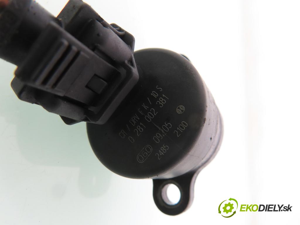 RENAULT SCENIC I (JA0/1_) MINIVAN 2002 75,00 1.9 dCi 102 - F9Q 732 1870,00 Snímač tlaku paliva 0281002381