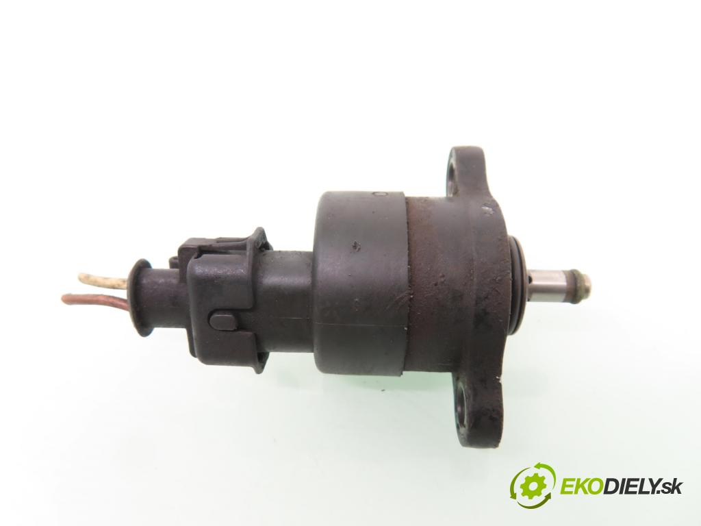 RENAULT SCENIC I (JA0/1_) MINIVAN 2002 75,00 1.9 dCi 102 - F9Q 732 1870,00 Snímač tlaku paliva 0281002381