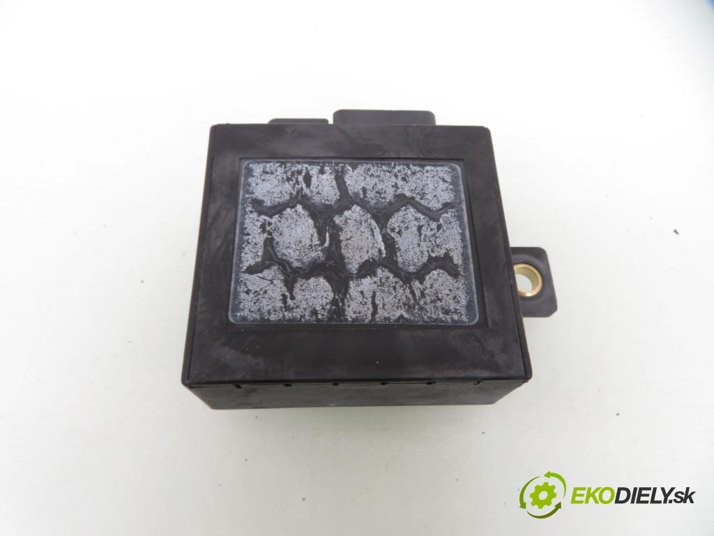 FIAT PUNTO (176_) HB 1995 43,00 60 1.2 - 176 A7.000 1242,00 spinačka / imobilizéra IMMO / Riadiaca jednotka 46407340 ; 46421952 ; 06670