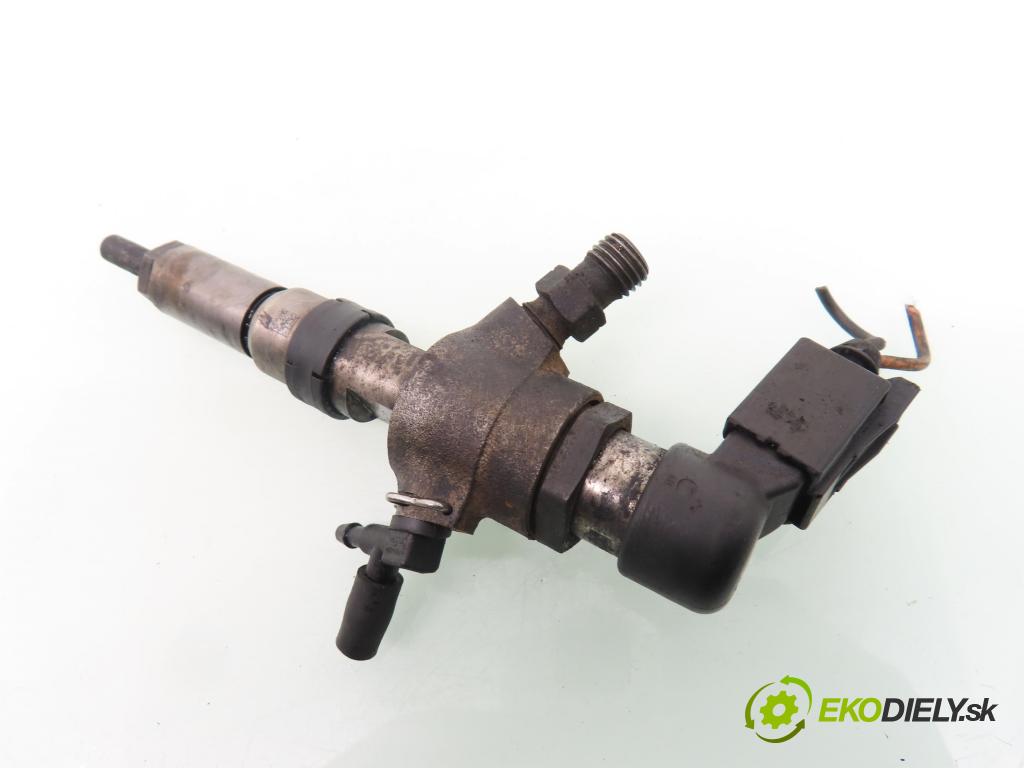 MAZDA 2 (DY) HB 2005 50,00 1.4 CD - F6JA 1399,00 vstrekovač 9655304880 (Vstrekovač paliva)