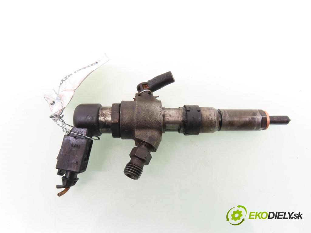 MAZDA 2 (DY) HB 2005 50,00 1.4 CD - F6JA 1399,00 vstrekovač 9655304880 (Vstrekovač paliva)