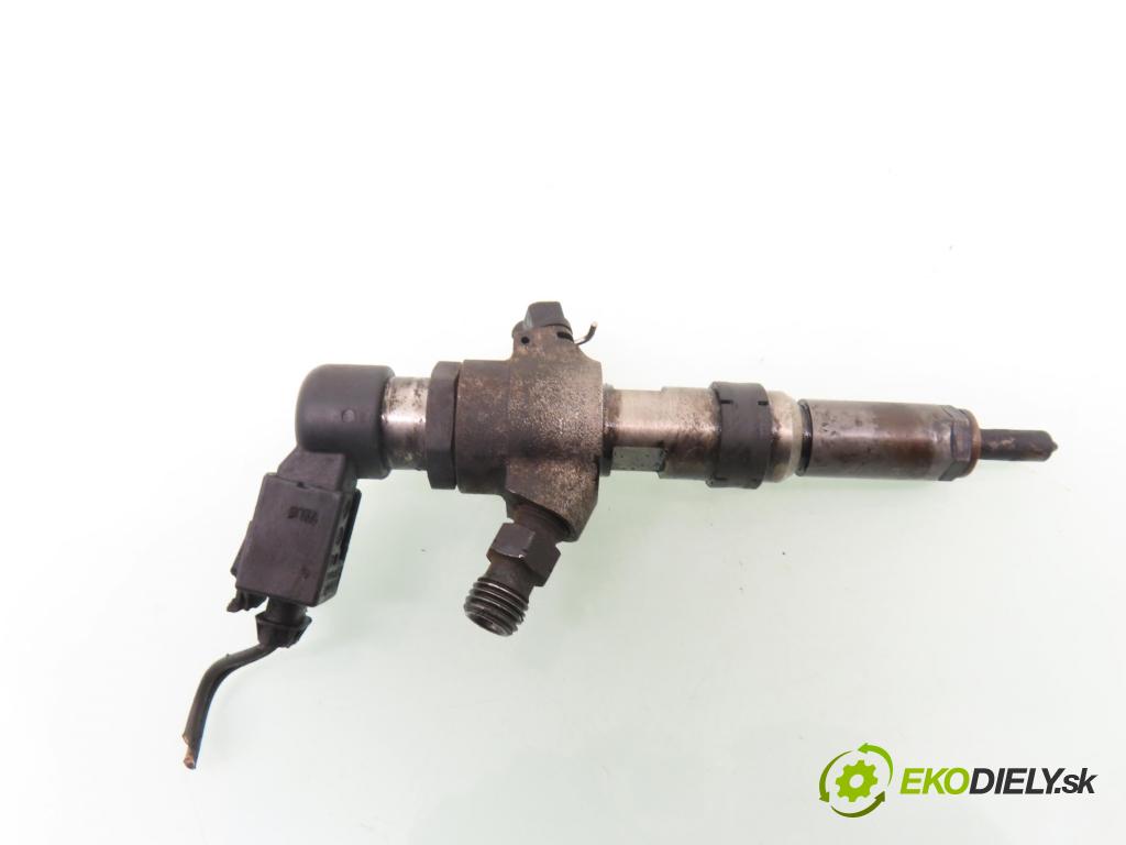 MAZDA 2 (DY) HB 2005 50,00 1.4 CD - F6JA 1399,00 vstrekovač 9655304880 (Vstrekovač paliva)