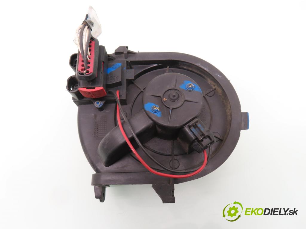 RENAULT CLIO II (BB_, CB_) HB 1999 43,00 1.2 8V 58 1149,00 Ventilátor vetráku 127121200