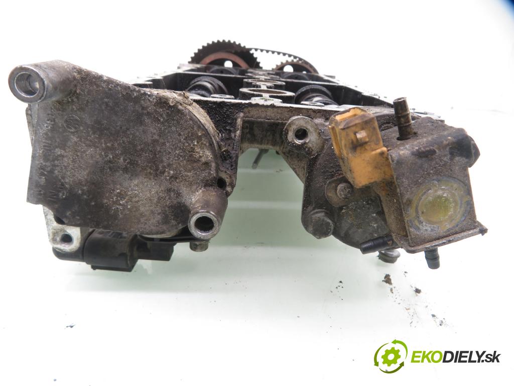 VW GOLF IV (1J1) HB 1998 55,00 1.4 16V 75 - AKQ 1390,00 Kryt Ventilov 036103475N ; 036109111F