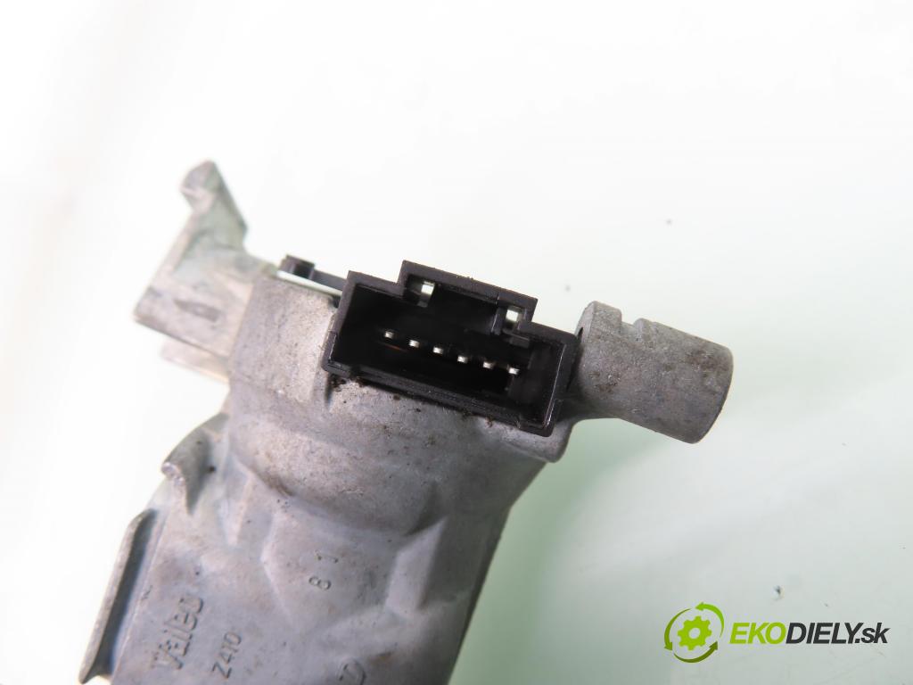 VW GOLF VI (5K1) HB 2011 155,00 2.0 GTi - CCZB 1984,00 spínačka / VLOŽKY 1K0905851B ; 1K0905865A