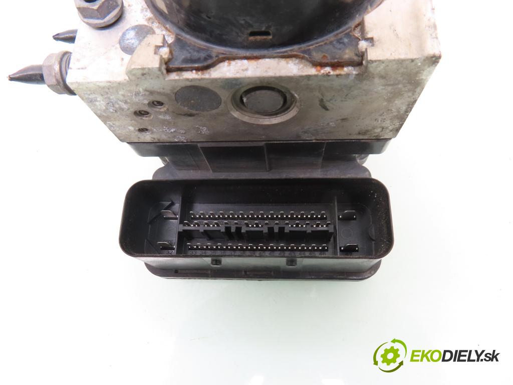 VW GOLF VI (5K1) HB 2011 155,00 2.0 GTi - CCZB 1984,00 Pumpa ABS 1K0907379BJ ; 1K0614517DE (Pumpa ABS)