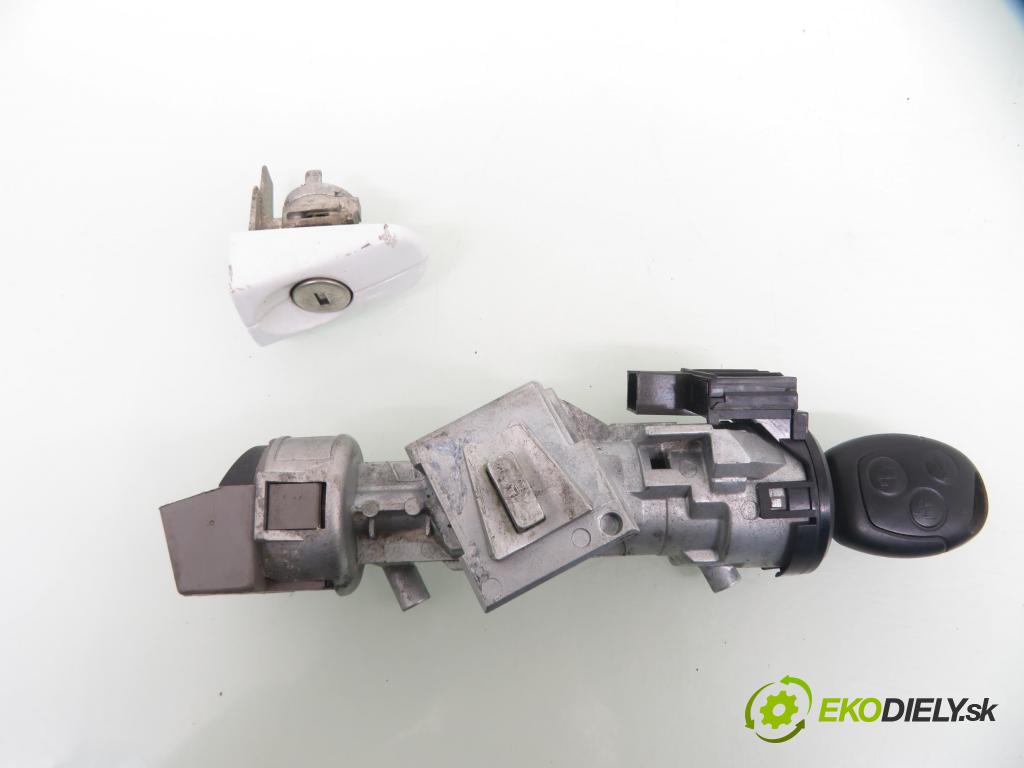 FORD FOCUS II (DA_, HCP) HB 2008 92,00 1.8 - Q7DA 1798,00 spinačka / zámky 3M513F880AD