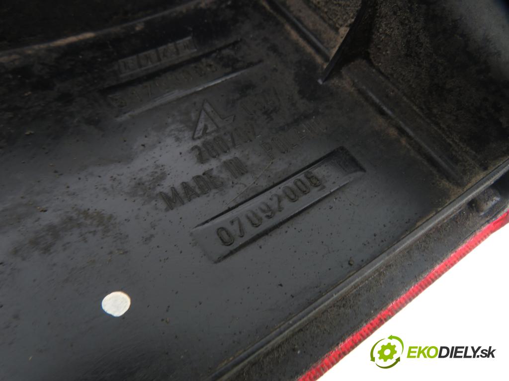 FIAT PANDA (169_) VAN 2012 51,00 1.2 LPG - 169 A4.000 1242,00 Svetlo pravé zadné 51763006 ; 280202