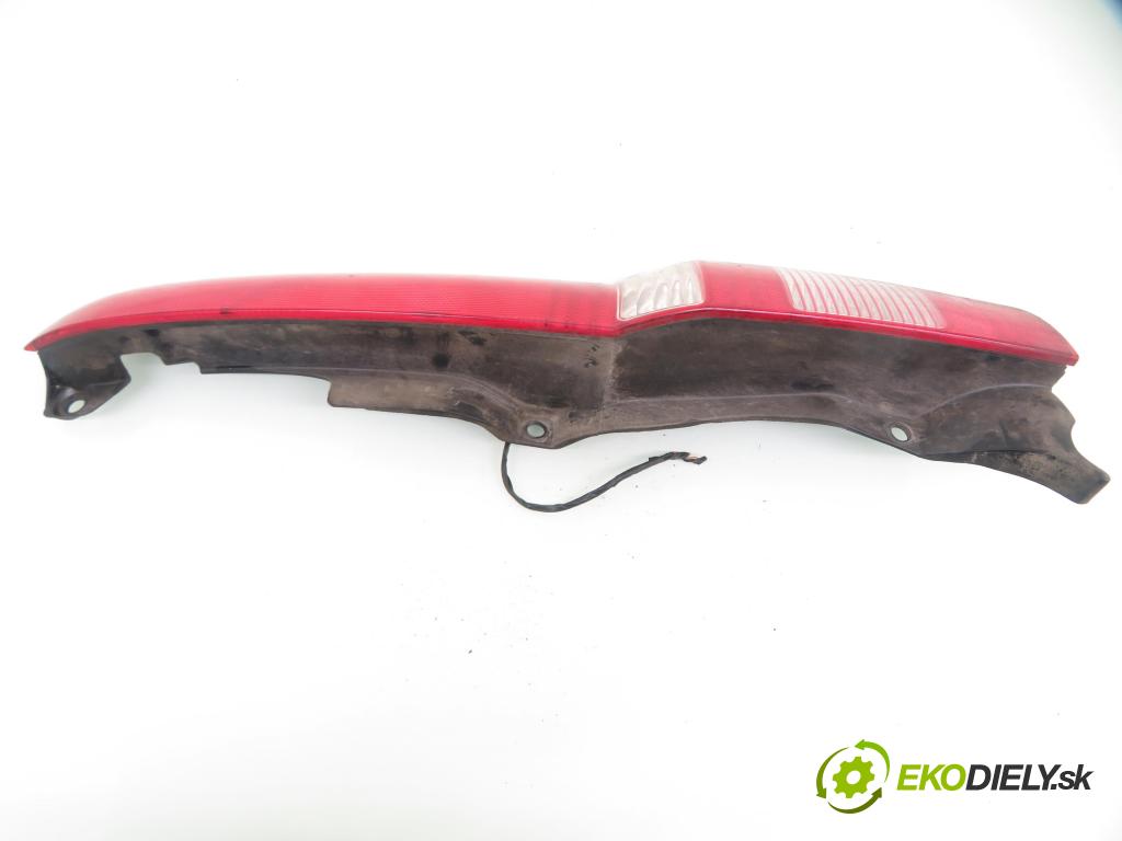 FIAT PANDA (169_) VAN 2012 51,00 1.2 LPG - 169 A4.000 1242,00 Svetlo pravé zadné 51763006 ; 280202