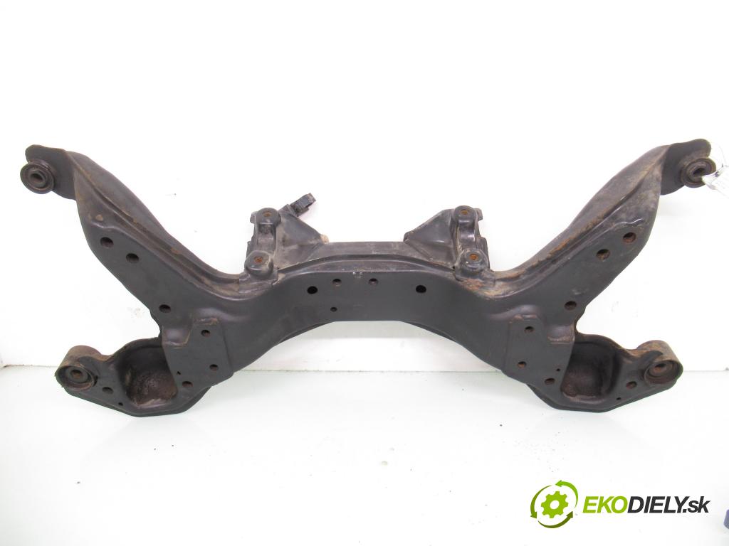 NISSAN PRIMERA (P11) LIFTBACK 2000 73,00 1.6 16V - GA16DE 1597,00 PŘEDNÍ: 