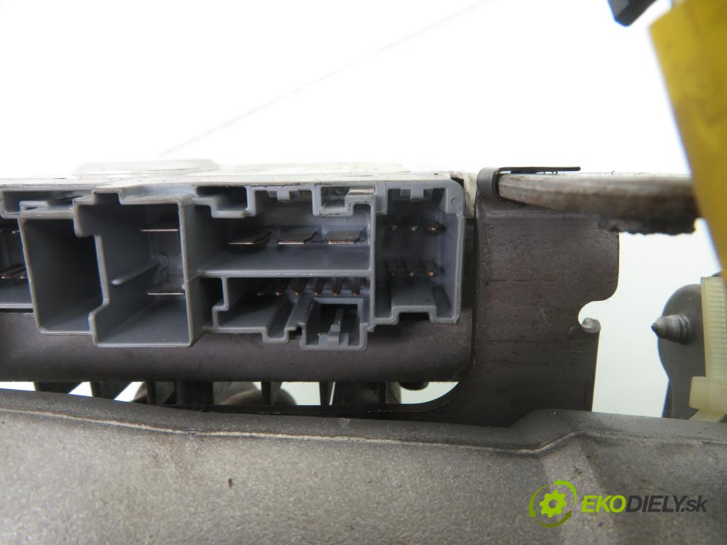 FIAT PUNTO (188_) HB 2001 44,00 1.2 60 - 188 A4.000 1242,00 serv/podporovanie elektrické 26103598 ; 26099839 ; 12235899