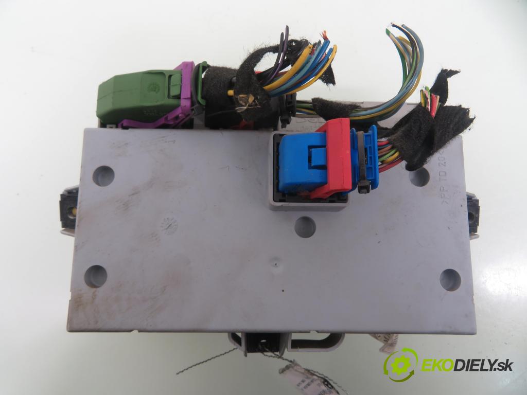 FIAT PUNTO (188_) HB 2001 44,00 1.2 60 - 188 A4.000 1242,00 spinačka / imobilizéra IMMO / Riadiaca jednotka 55192305 ; 46833366 ; 4066626