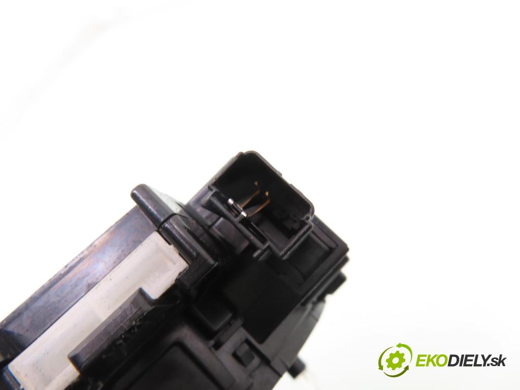 VW GOLF VI (5K1) HB 2011 155,00 2.0 GTi - CCZB 1984,00 PÁSKA: air BAG 5K0953549D