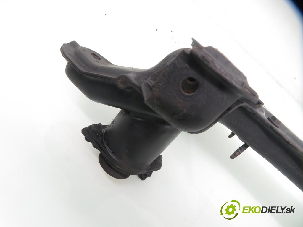 VW POLO (6N1) HB 1998 37,00 50 1.0 - AER 999,00 PŘEDNÍ: