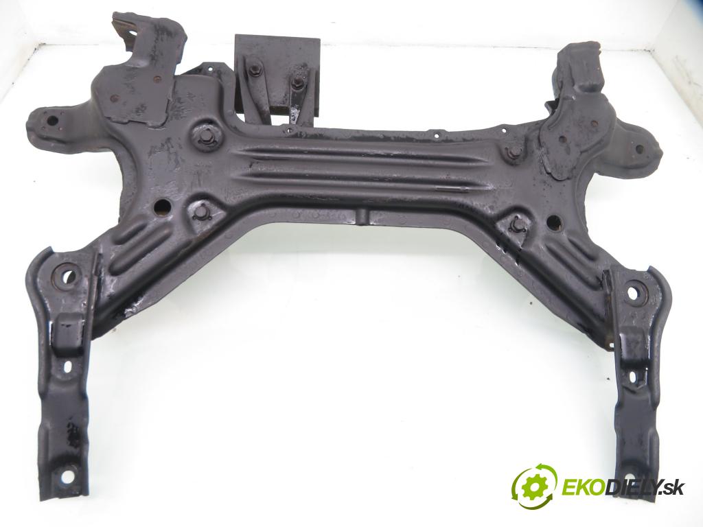 VW POLO (6N1) HB 1998 37,00 50 1.0 - AER 999,00 PŘEDNÍ: