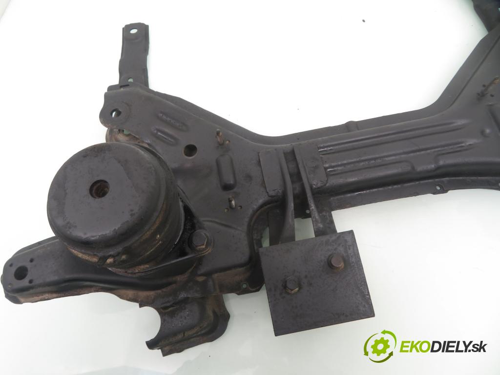 VW POLO (6N1) HB 1998 37,00 50 1.0 - AER 999,00 PŘEDNÍ: