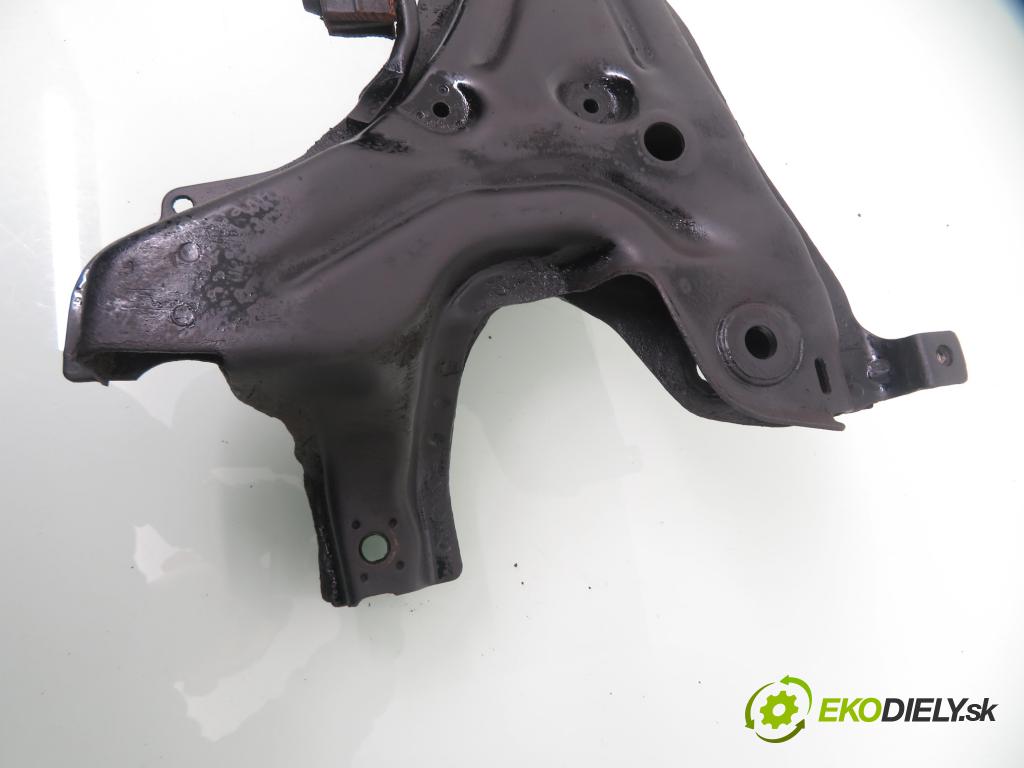 VW POLO (6N2) HB 2001 55,00 1.4 16V - AHW 1390,00 PŘEDNÍ: