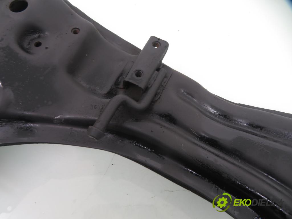 VW POLO (6N2) HB 2001 55,00 1.4 16V - AHW 1390,00 PŘEDNÍ: