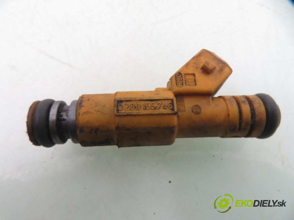 VOLVO 850 Kombi (LW) KOMBI 1995 103,00 2.4 - B 5252 2435,00 vstrekovač 0280155746 (Vstrekovač paliva)