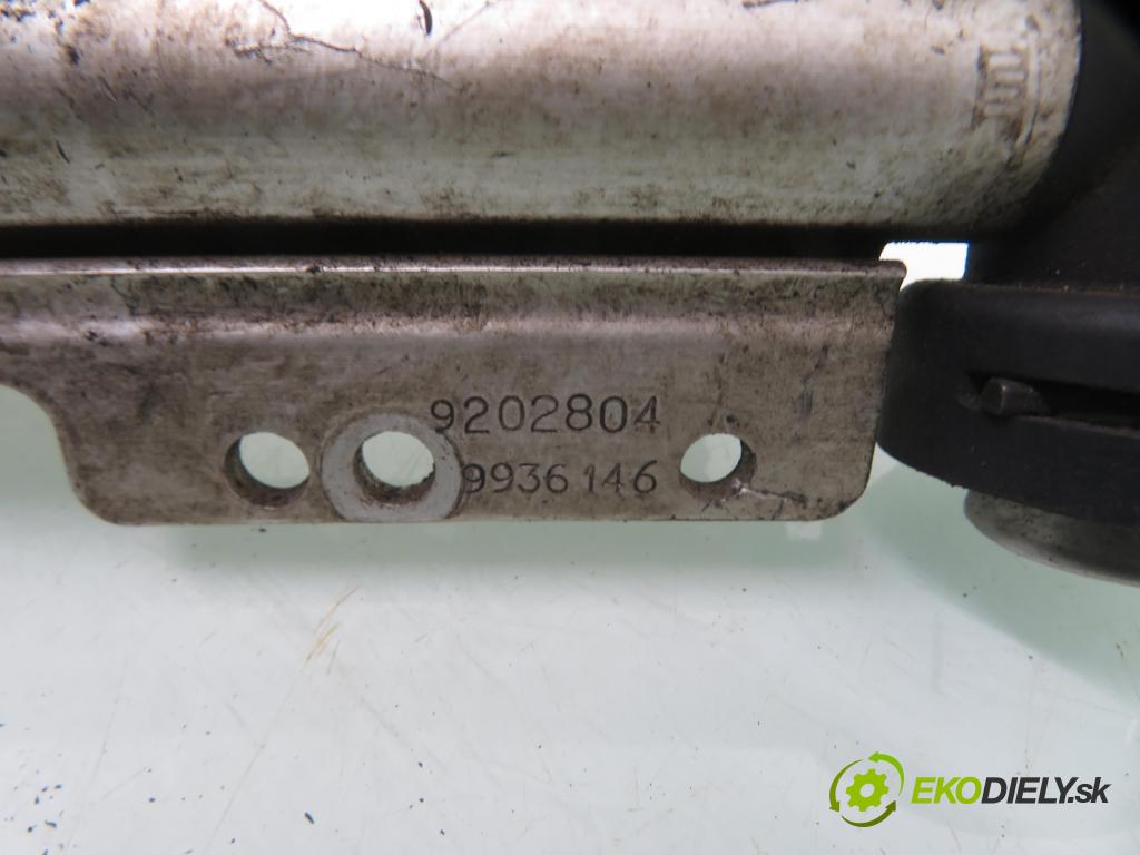 VOLVO V40 Kombi (645) KOMBI 1997 103,00 2 - B 4204 S 1948,00 Lišta vstrekovacia 9202804 ; 9179379 (Vstrekovacia lišta)