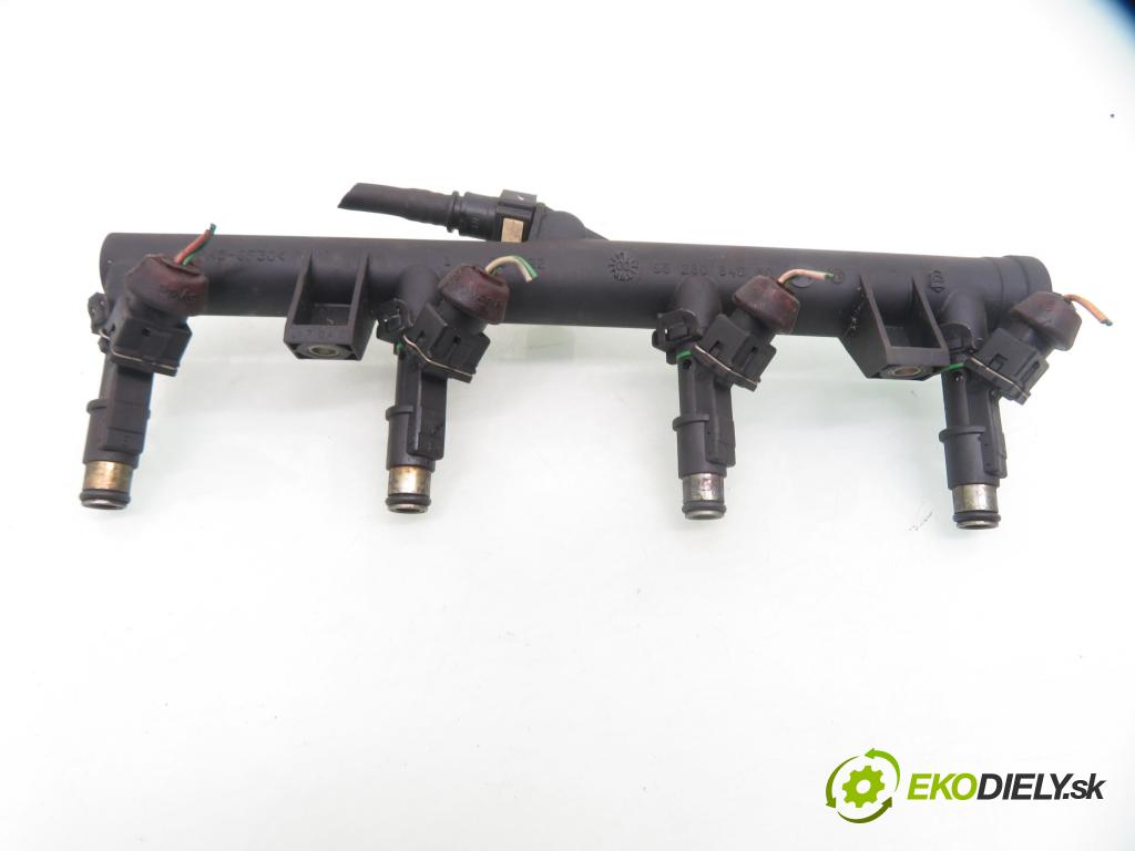 CITROEN XSARA PICASSO (N68) MINIVAN 2004 85,00 1.8 16V - 6FZ (EW7J4) 1749,00 Lišta vstrekovacia 9628084680 (Vstrekovacia lišta)