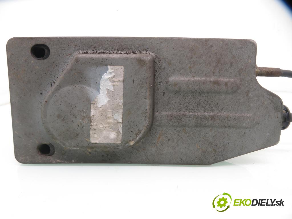 RENAULT ESPACE IV (JK0/1_) MINIVAN 2003 120,00 2.0 Turbo (JK0A, JK0B, JK0N) - F4R 796 1998,00 ZVEDÁK: