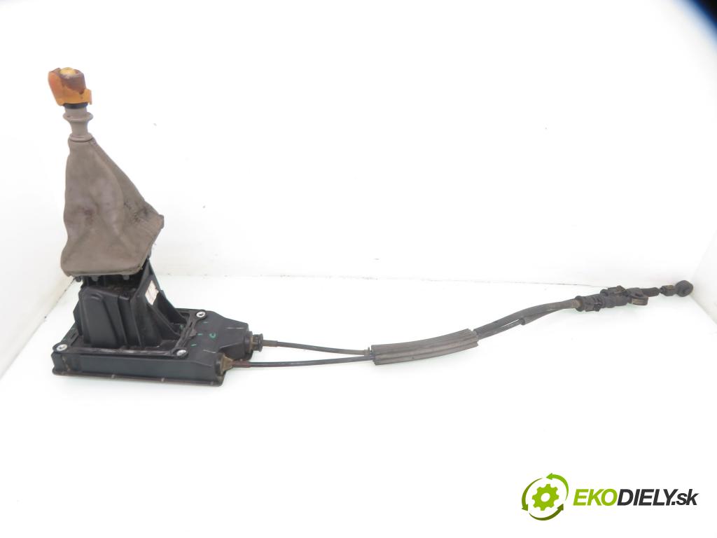 RENAULT ESPACE IV (JK0/1_) MINIVAN 2003 120,00 2.0 Turbo (JK0A, JK0B, JK0N) - F4R 796 1998,00 ZVEDÁK: