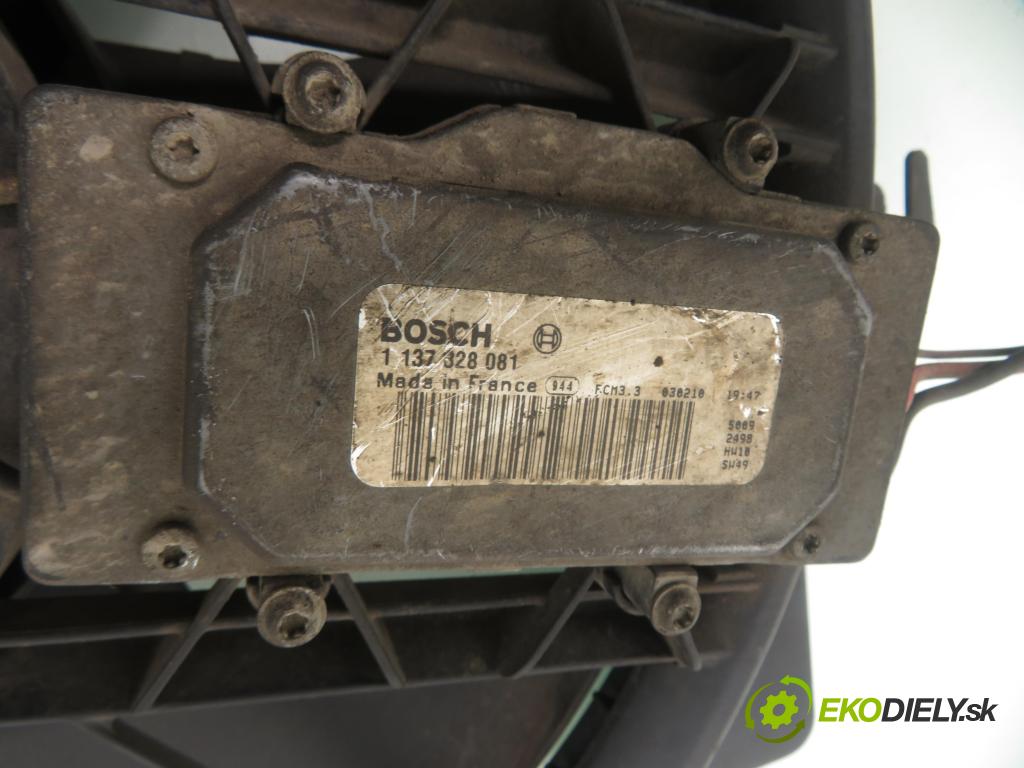 VOLVO V70 I (875, 876) KOMBI 1997 103,00 2.5 TDI - D 5252 T 2461,00 Ventilátor chladič vody 3135103495 ; 1137328081