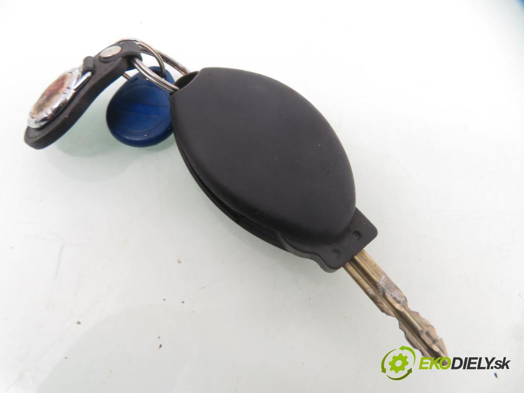 CITROEN C5 I Break (DE_) KOMBI 2001 98,00 2.2 HDi (DE4HXB, DE4HXE) - 4HX (DW12TED4/FAP) 2179,00 spinačka 9632897680 (Spínacia skrinka)